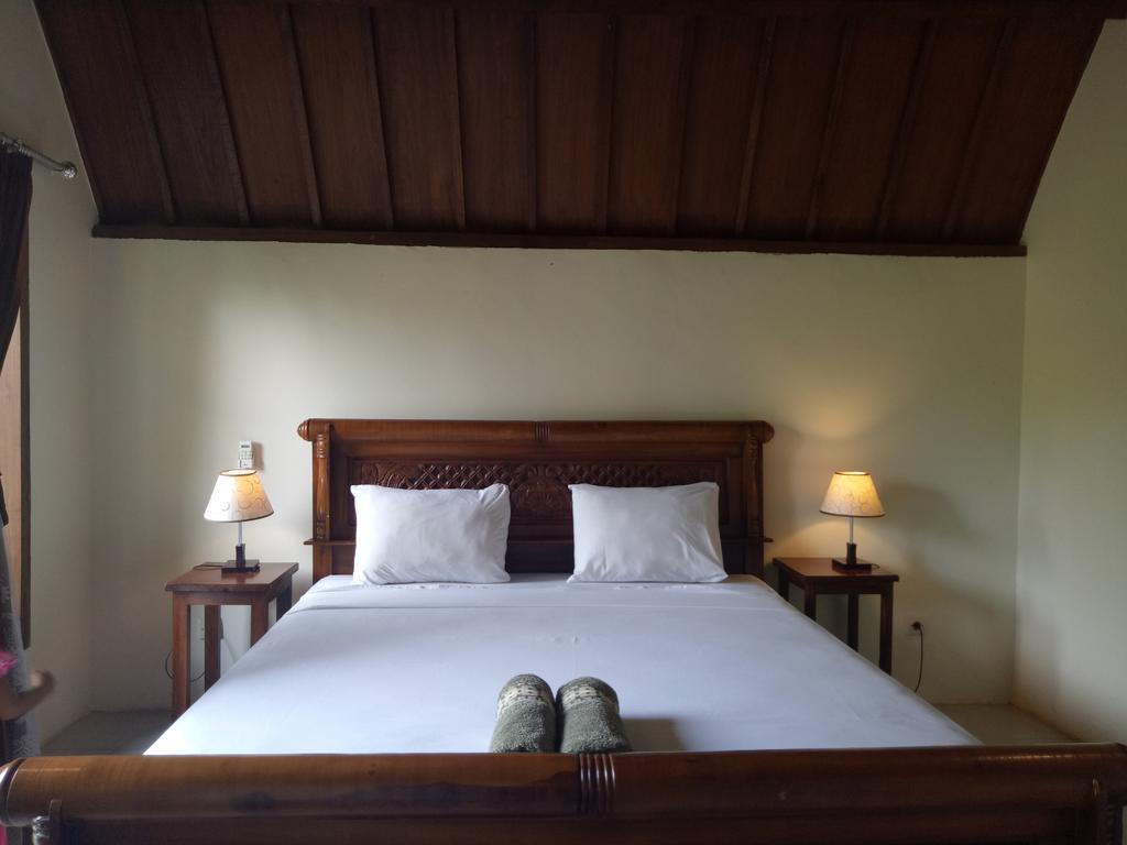 Rose Bungalow Hotel Pemenang Esterno foto