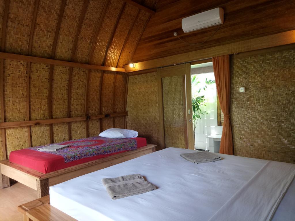 Rose Bungalow Hotel Pemenang Esterno foto