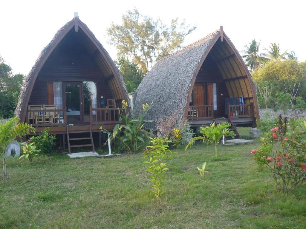 Rose Bungalow Hotel Pemenang Esterno foto